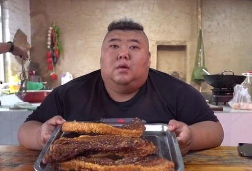 网友爆料美食博主视频,揭秘美食博主视频背后的美食奥秘 第2张 网友爆料美食博主视频,揭秘美食博主视频背后的美食奥秘 第2张